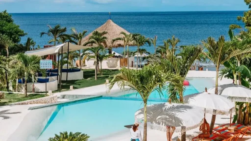Cactus Beach Club