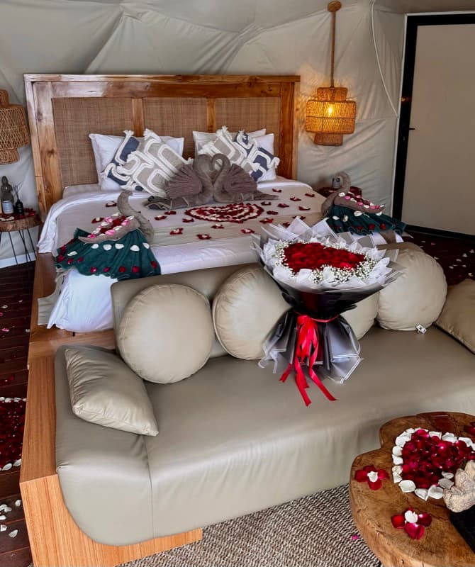 Full Flower Room Deco
